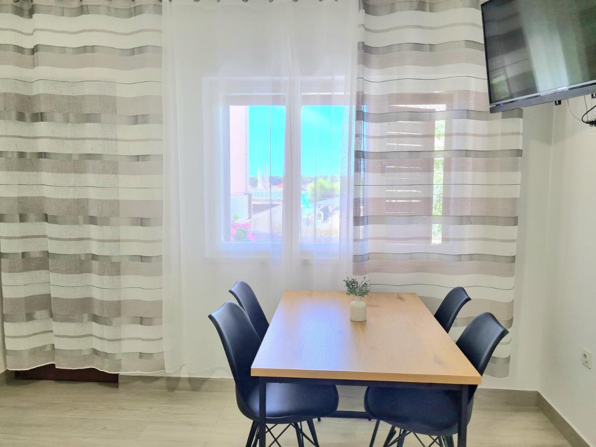 Apartment Ivana Brodarica  Kültér fotó