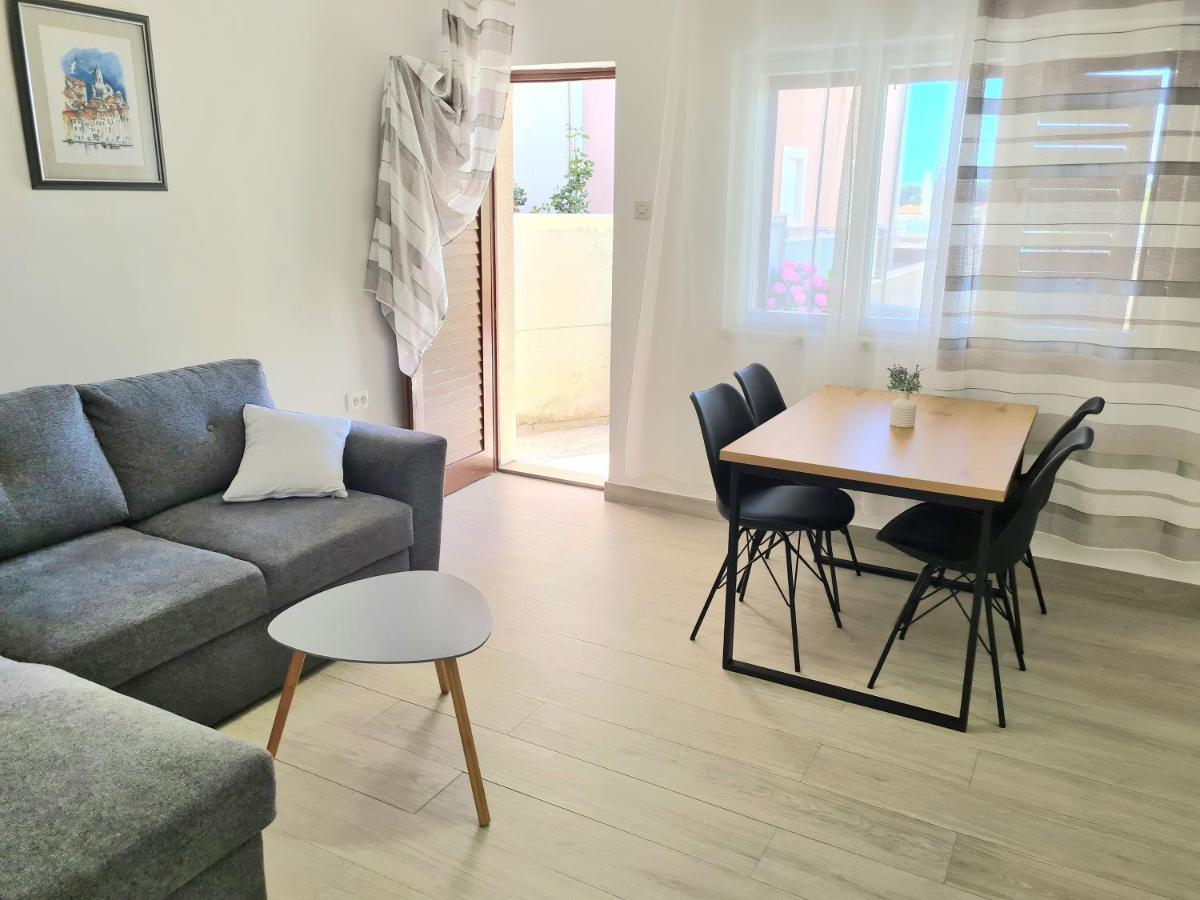 Apartment Ivana Brodarica  Kültér fotó